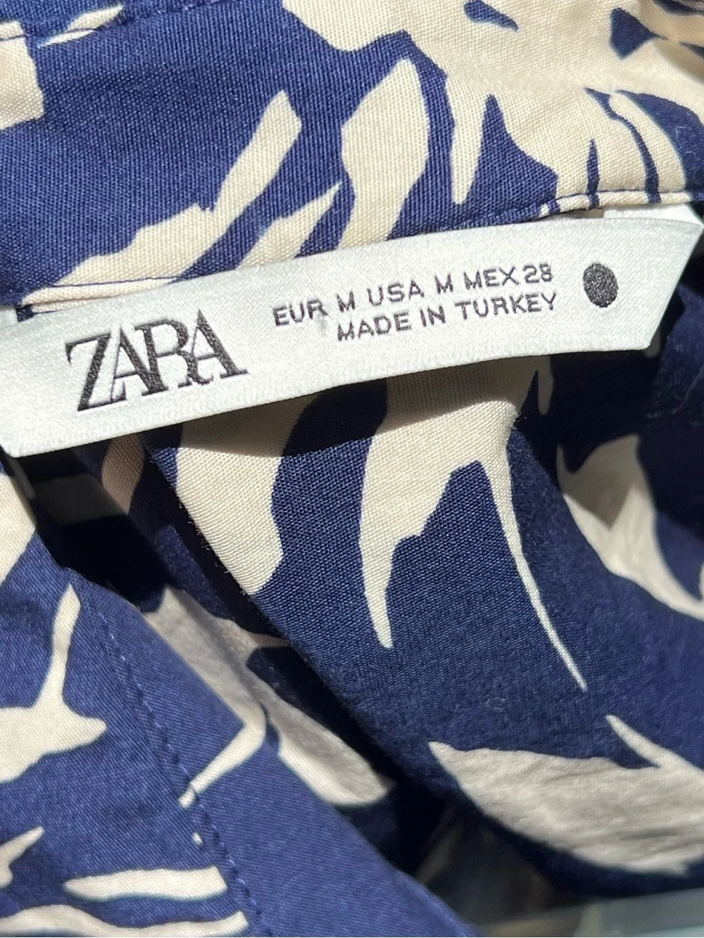 🌻Zara Blue White Floral Crop Top Tie Front Puff Sleeve Button Up Blouse Medium